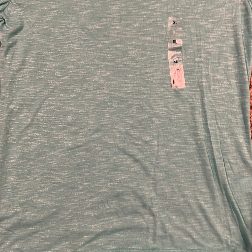 2 long sleeve tops blue is XL and grey is M NWT - Picture 3 of 5